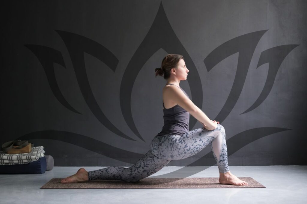 Lunge - Anjaneyasana