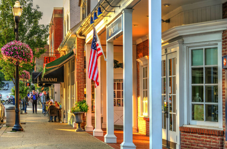 15 Small Towns Where You Can Retire on a $100K Budget