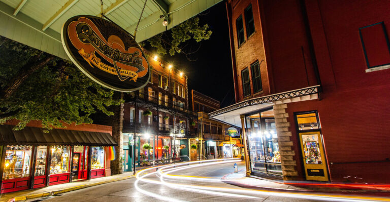 18 Charming and Quirky Towns to Visit in the United States