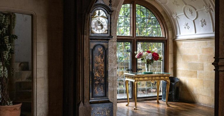 11 Rare and Priceless Antiques from the Victorian Era